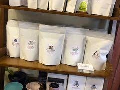 零售区-HUG COFFEE(鼓楼店)
