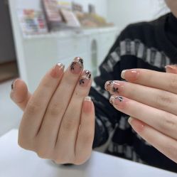 -SZ轻奢自助美甲美睫