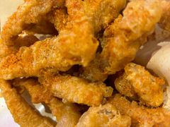 -爆炸头阿姨小四川正宗川味小吃(无任何分店)