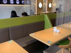 大堂-过桥缘·过桥米线(大华虎城嘉年华店)