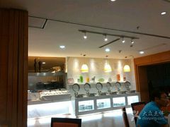 -杭州海华满陇度假酒店