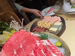 -余欢领鲜火锅(新街口店)