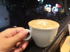 -猫的天空之城概念书店(杭州南宋御街店)