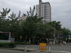 -天幕新彩云国际影城(激光巨幕店)