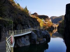 -百里山水画廊乌龙峡谷