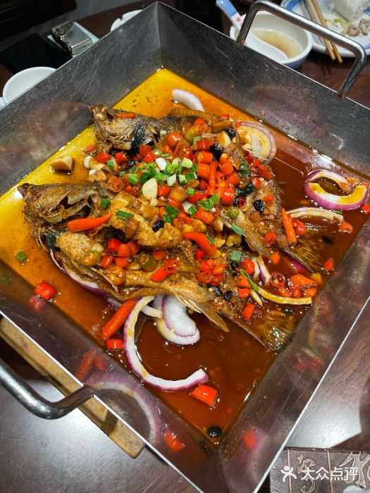 俏湘厨•地道湘菜(北洼路店)臭鲑鱼图片