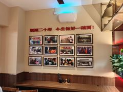 -顺溜·手工刀削面·黑金店(铜锣湾店)
