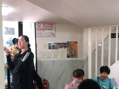 -宝瑞门钉肉饼店