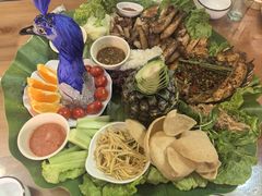 -沐毫傣泐云南菜孔雀宴•手抓饭傣味烧烤(曼听公园店)
