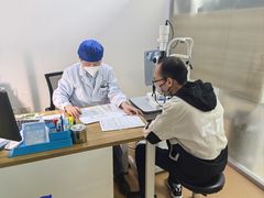 -上海大学附属上海和平眼科医院