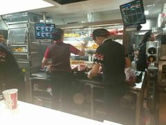 -肯德基(春申店)
