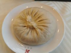 蟹黄汤包-怡园饭店-餐厅(四望亭店)