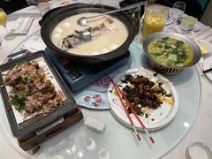 -香山湖家家宴(中山陵店)