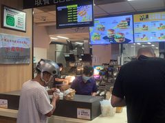 -麦当劳(中山八路店)
