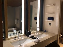 -杭州逸酒店(西湖武林店)