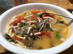 边笋肚堡-领鲜土菜馆