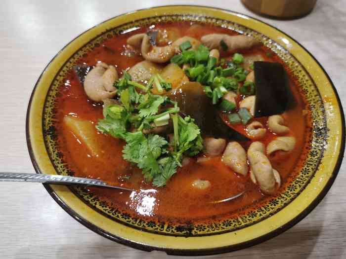 肥肠干饭-"有一天突然特别想吃盖浇饭和炒饭,用点评搜.