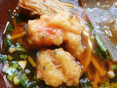 火龙果虾滑-王婆乔鲜鱼自助火锅(蜀汉路店)