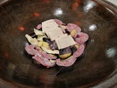 -小火炕铁锅炖鱼