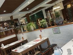 -白氏兄弟烧烤(中赢广场店)