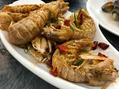 -覃记海鲜美食餐厅