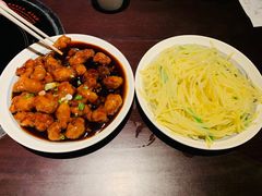 -上名堂·鱼头好吃(体育场路店)