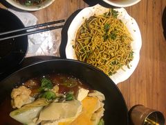 -万记麻辣烫国展总店