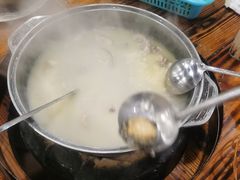 -侠成水上农庄(工业大道店)