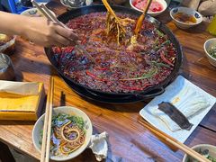 -六公里老火锅(总店)