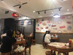 大堂-捷信牛奶甜品世家(五道口店)
