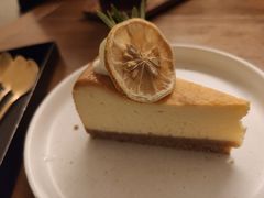 -慢象咖啡(台江店)