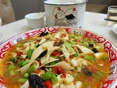 -盐与味葱葱鲫鱼•自贡菜江湖菜(春熙店)