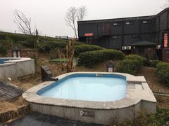 -汤山温泉房车营地 茶温泉