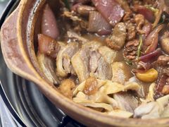 -胡须佬鸡煲四季火锅店(石厦西村直营店)