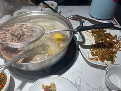 干炒牛河-八合里牛肉火锅(深圳龙华硅谷店)