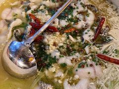 -爱啤精酿·民谣酒馆(滨江店)