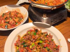 -爱碗亭·鲜炒湖南菜(壹城中心店)