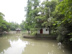 -汇龙潭