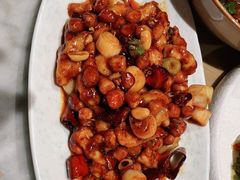 -渝信川菜 · 川味家常菜(财富购物中心店)