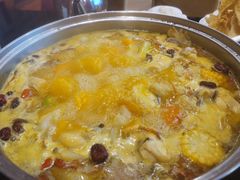 金牌花胶鸡火锅-过山风酒楼(白云观街北里小区店)