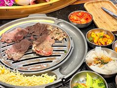 -GOGIYA·咕叽吖韩国传统烤肉店(东方新天地店)