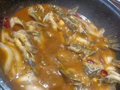 黄辣丁鲜鱼锅-小小河边鱼(天润城店)