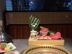 -铭牛烧肉·和牛海鲜自助(高新月牙湖店)
