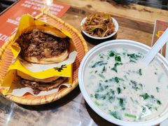 -穆得·老周家牛肉烧饼(普利街店)