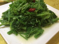 -纽顿熟食中心