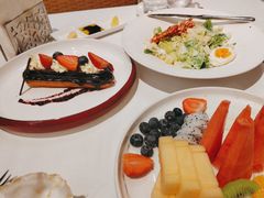 -三亚亚龙湾瑞吉酒店·宴悦Driftwood·游水海鲜·牛排·草坪·私人定制