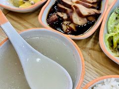 -瑞霖·隆江猪脚饭