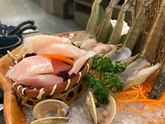 -湊湊火锅·茶憩(打浦桥日月光店)