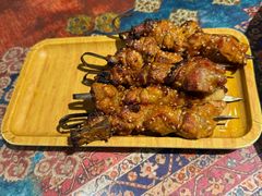 -乡村馕坑肉·烧烤·新疆菜·本地人更爱吃(阿勒泰首店)
