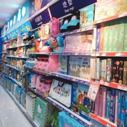 -玩具反斗城(正大广场店)